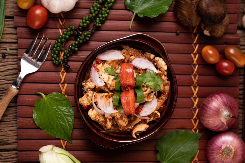 Thai-Flavoured Chicken with Lemongrass & Mint