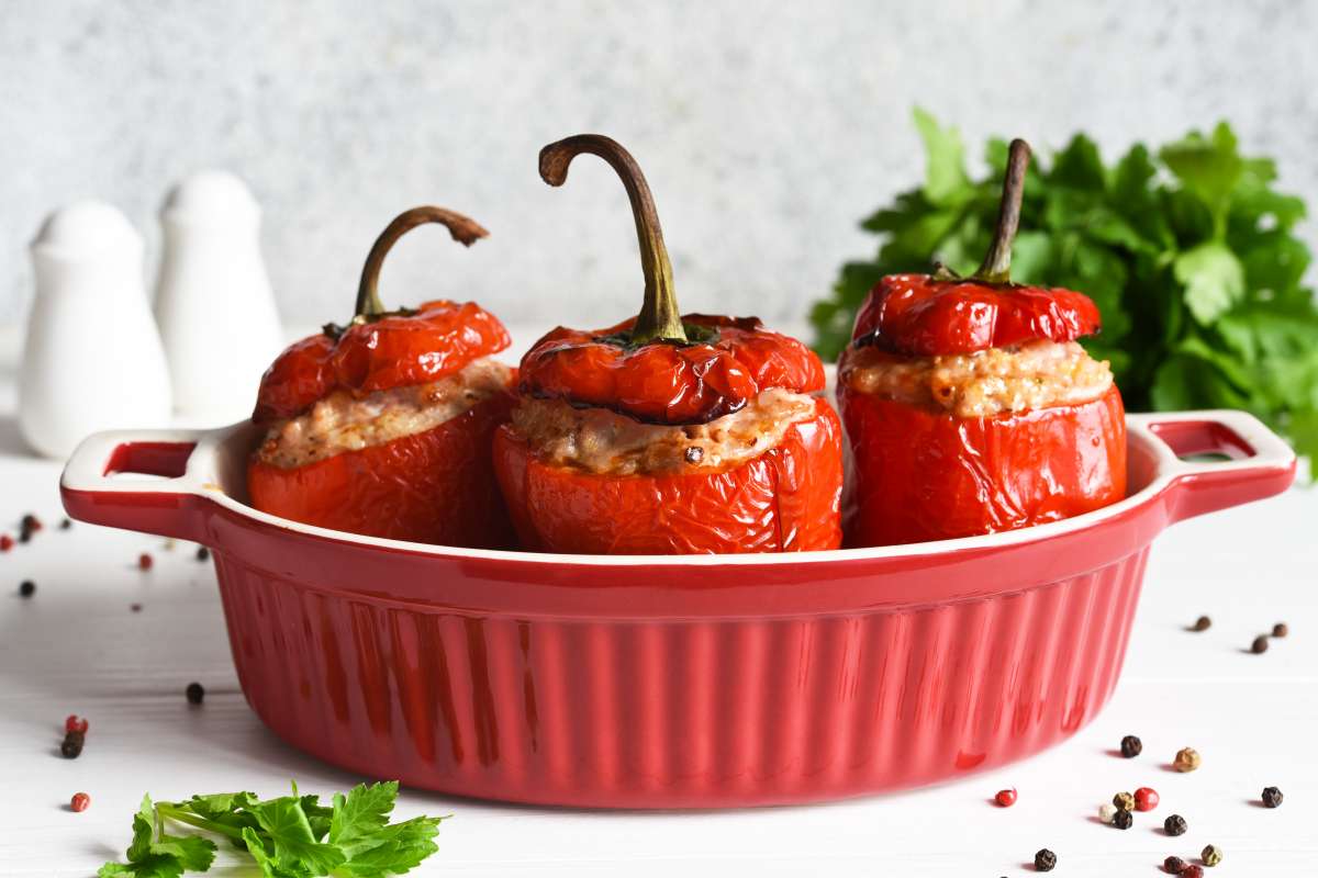 Stuffed baked capsicums