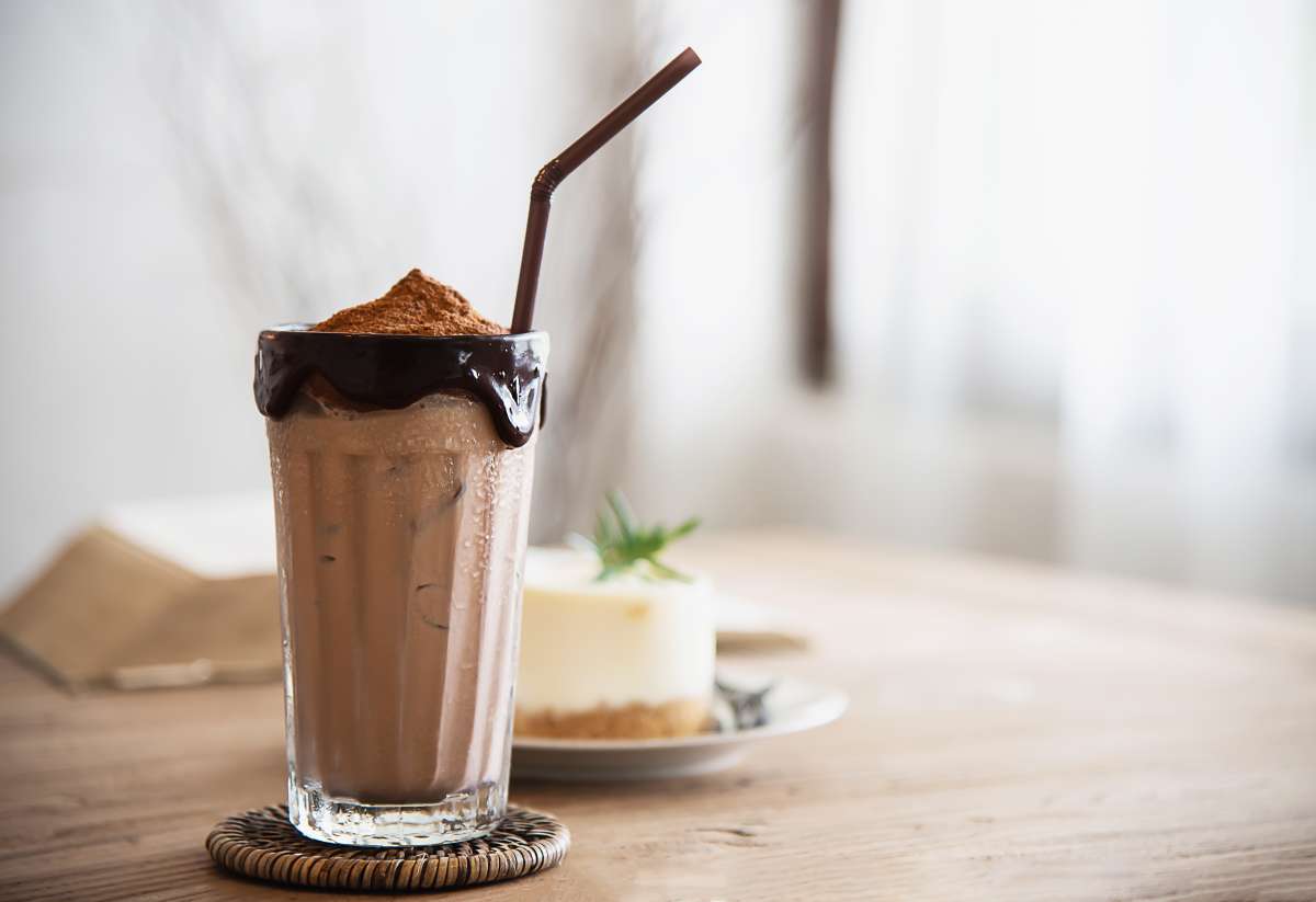 Chocolate almond lassi Chocolate almond lassi