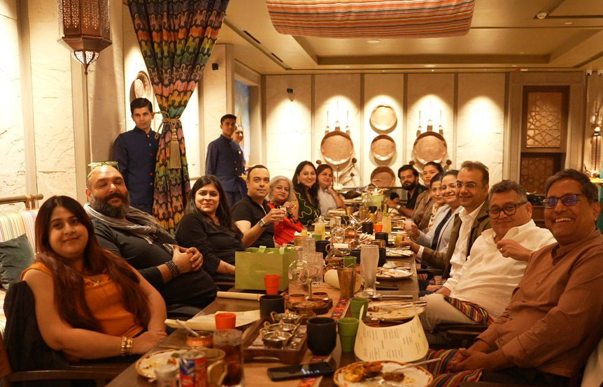 L: Samreen Tungekar, Sid Mewara, Rushina Munshaw-Ghildiyal, Raul Dias, Primrose Dsouza, Tripti Bhatia Gandhi, Pinky Chandan Dixit. R: Chandra Shekhar Ghildiyal, Kunal Vijaykar, Sujit Patil, Michelle Francis, Roshni-Bajaj Sanghvi, Panchali Mahendra and Nikhil Merchant at Loya, The Taj Mahal Palace, Mumbai. L: Samreen Tungekar, Sid Mewara, Rushina Munshaw-Ghildiyal, Raul Dias, Primrose Dsouza, Tripti Bhatia Gandhi, Pinky Chandan Dixit. R: Chandra Shekhar Ghildiyal, Kunal Vijaykar, Sujit Patil, Michelle Francis, Roshni-Bajaj Sanghvi, Panchali Mahendra and Nikhil Merchant at Loya, The Taj Mahal Palace, Mumbai.