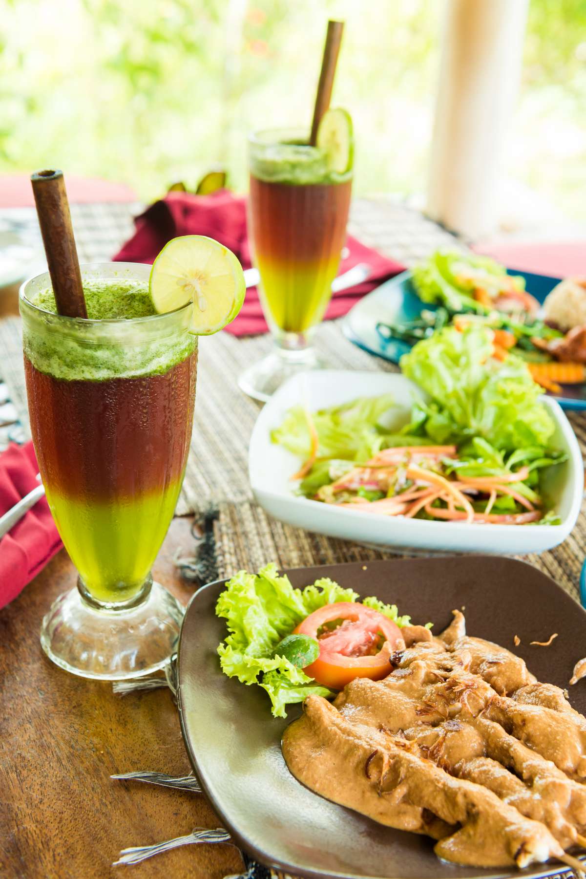 Cucumber and  mint mocktail and paneer pops