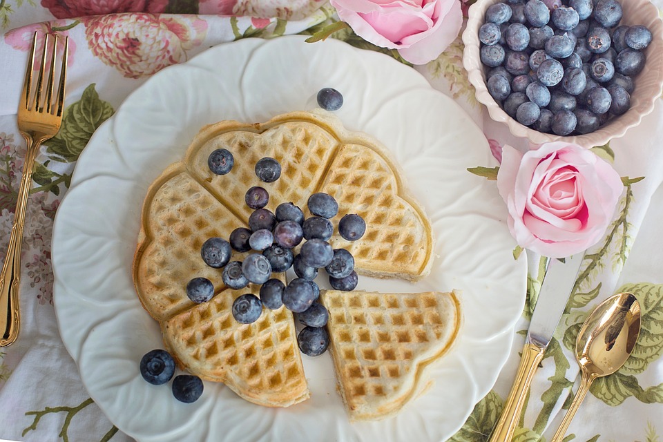 Heart-warming waffles for dessert Heart-warming waffles for dessert