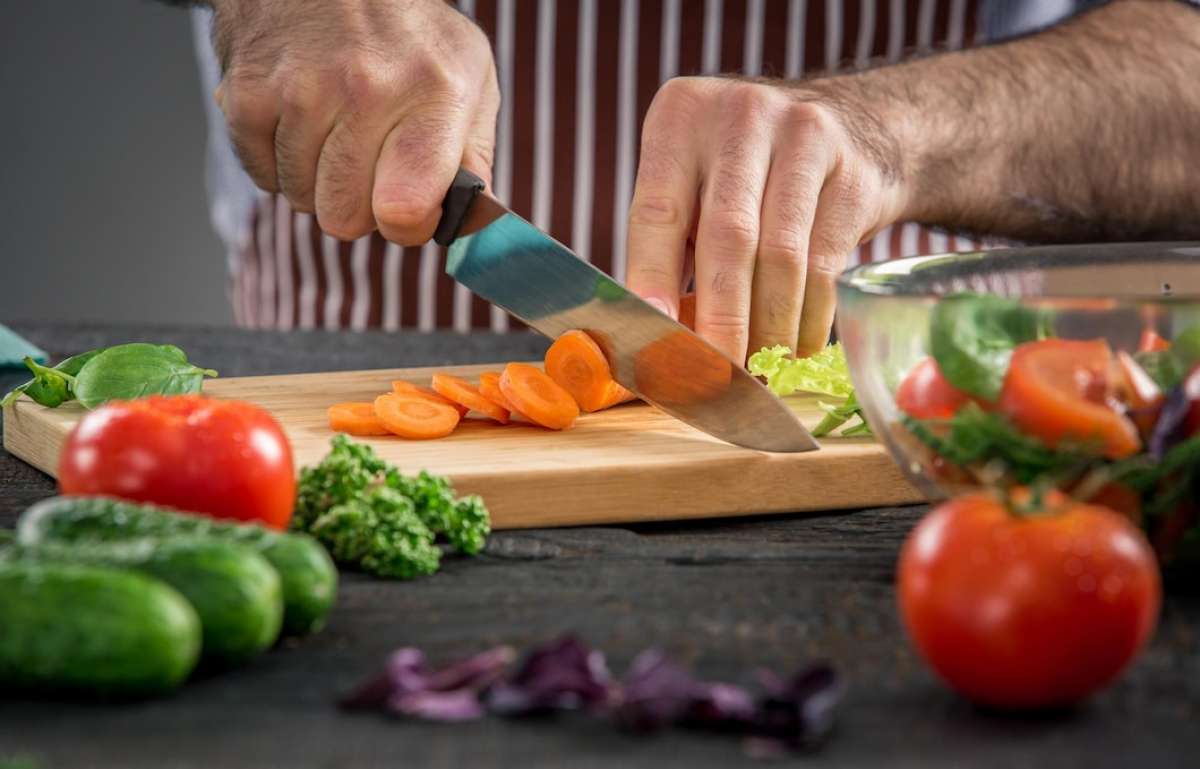 5 tips for chopping fruit and vegetables - Chatelaine