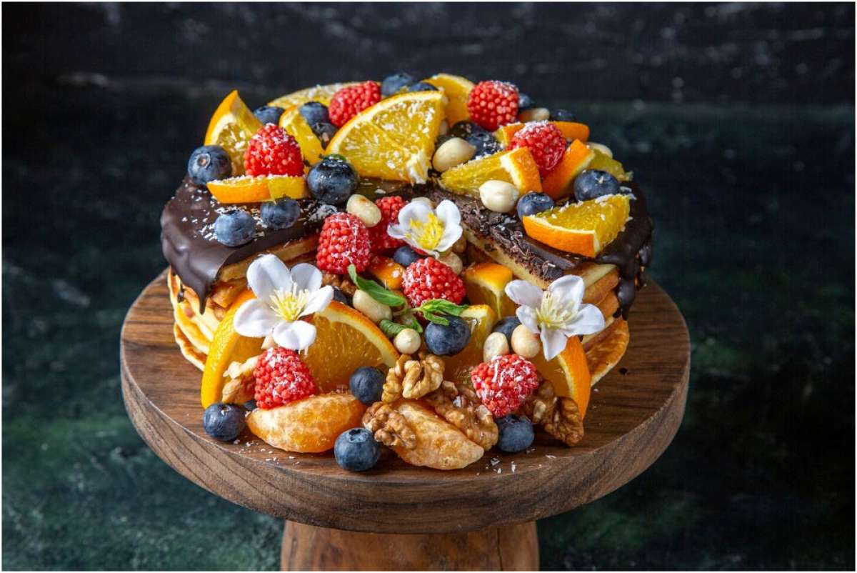The sweet and tangy flavors of fruity desserts